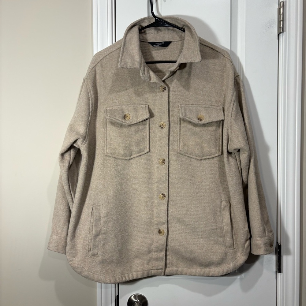 Member’s Mark Beige Button-Up Shacket - image 1